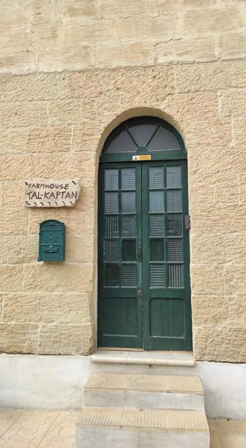 Farmhouse Tal Kaptan Kerċem Exteriér fotografie